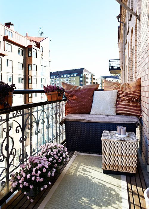 Loft and Condo ideas:  For all those condo and loft dwellers, there are some great balcony ideas here:  29 Practical Balcony Storage Ideas | DigsDigs