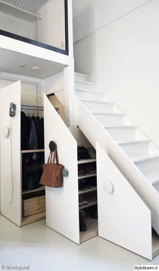 Small Space Heroes: Super Cool (and Sneaky!) Storage Stairs | Apartment Therapy: 