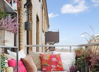 Pretty Cozy Patio | 16 Ways to Deck Out Your Deck