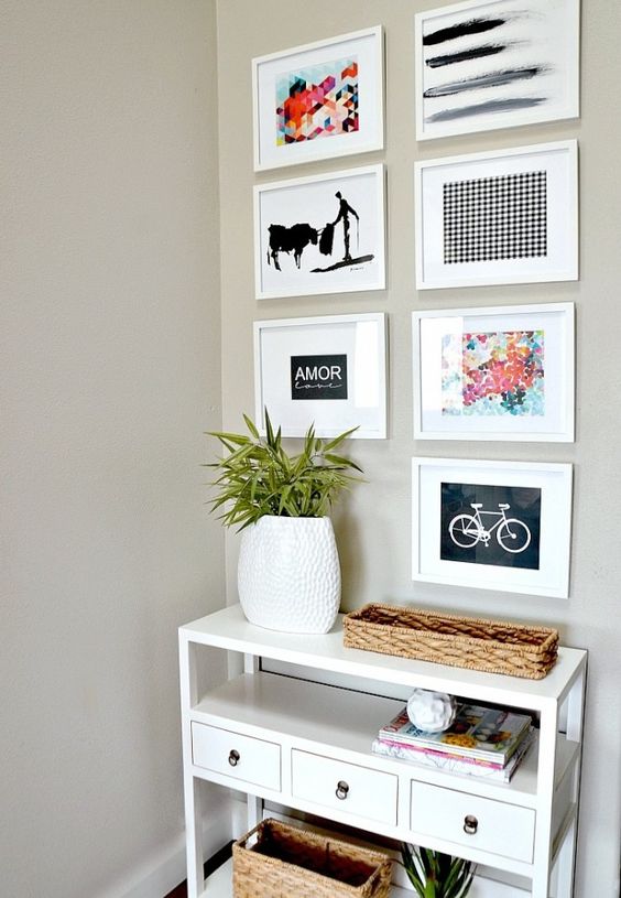 Use these free printables to create a chic gallery wall.: 