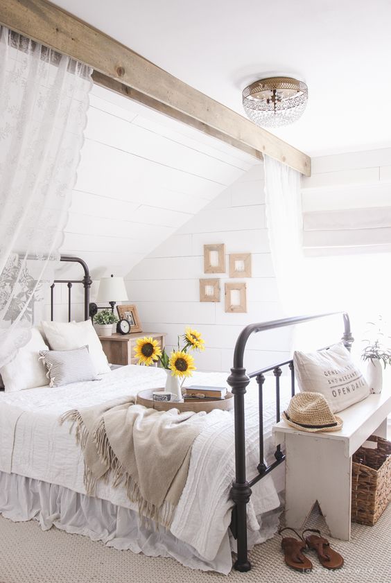 This beautiful, old farmhouse is ready for summer with fresh flowers, relaxed decor, and plenty of sunshine. Come take a tour!: 