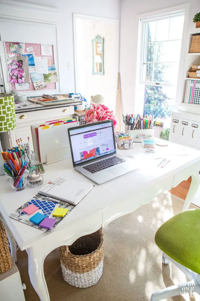Love this beautiful home office from In My Own Style #bloggerstylinhometours