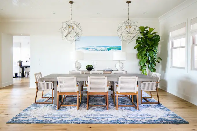 casual dining rooms