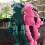 Froggy, the 3D printed ball-jointed frog doll