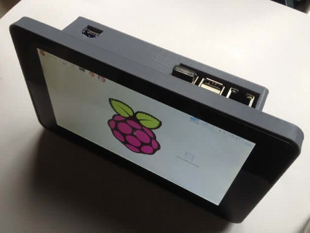 Raspberry Pi 7 inches Touchscreen Super Awesome Portable