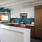 Kitchen with kitchen bar table and elements