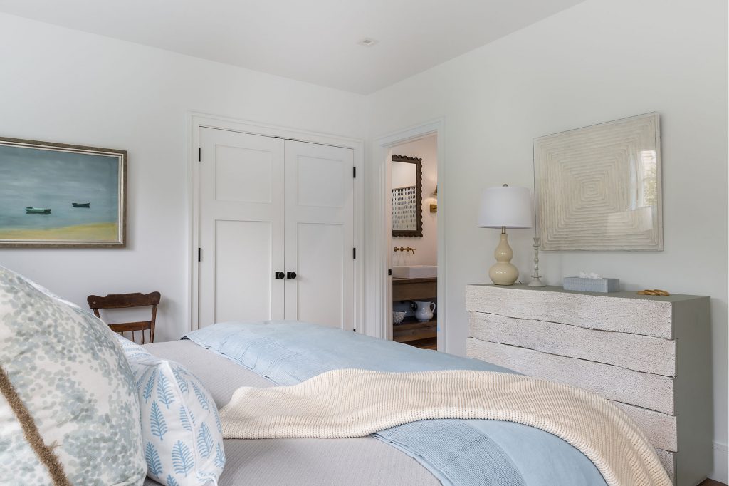White designed bedroom