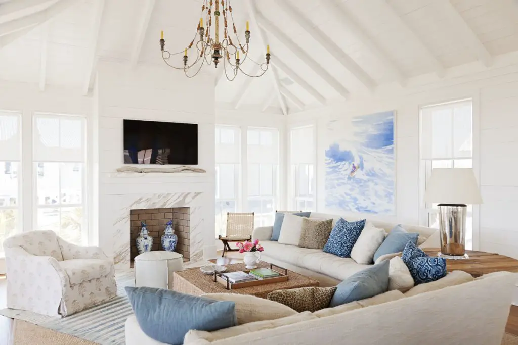 8 Coastal and Beach Decor Ideas for Making a Beach House for 2022 -  Decorology