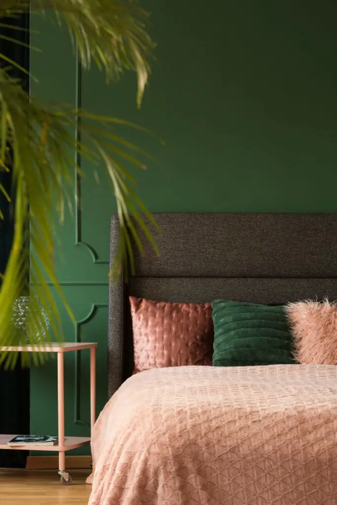 Green and pink bedroom